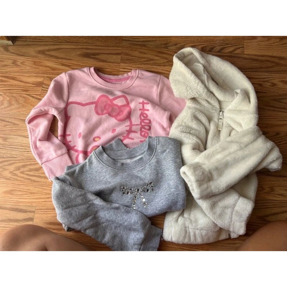 Girls Size 4 Sweater & Jacket Bundle – Hello Kitty, Cat & Jack & Carter’s